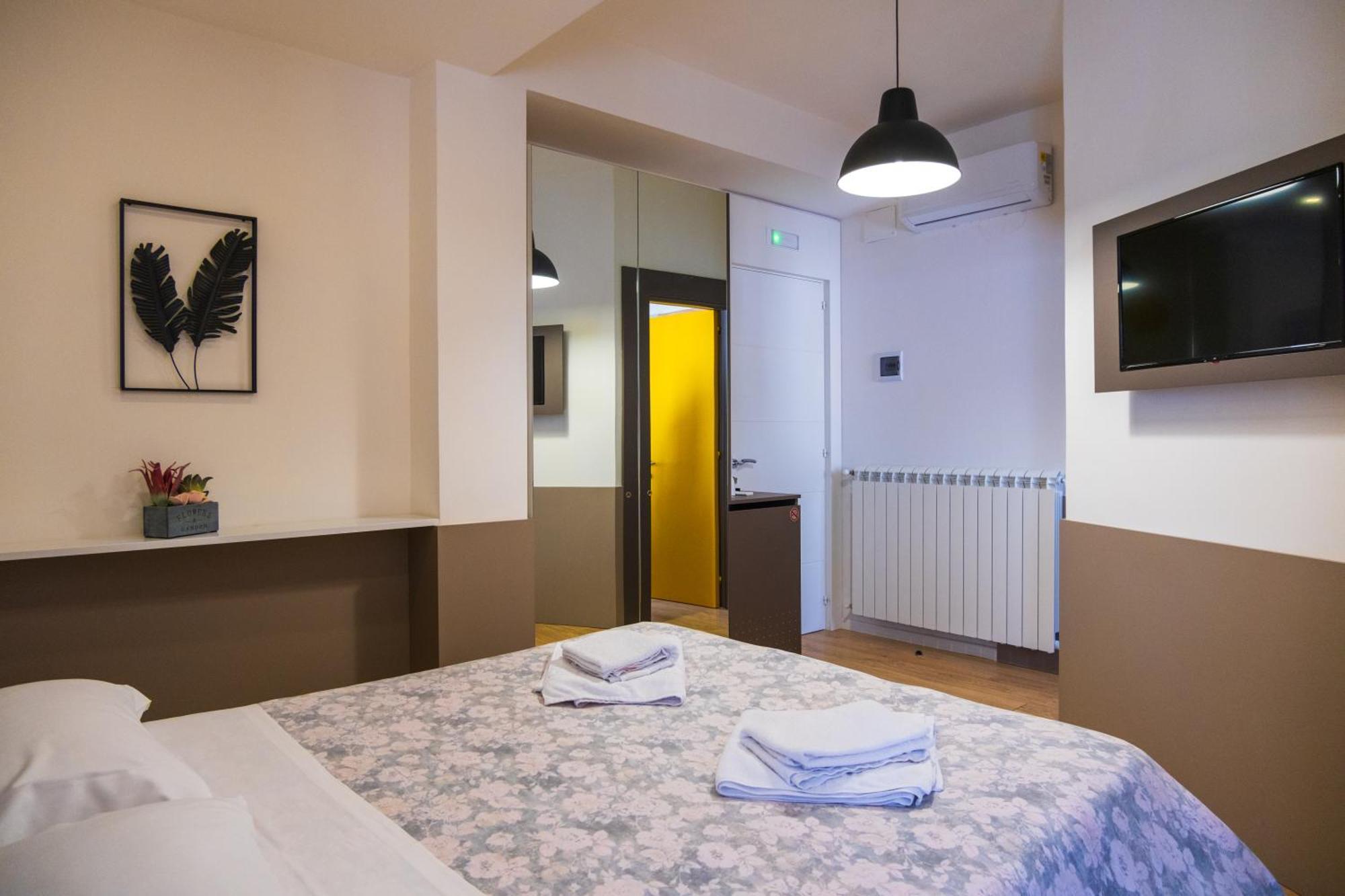 Hotel Avezzano 3E60 Exterior foto